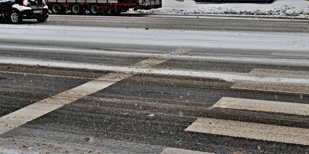 雪の道路